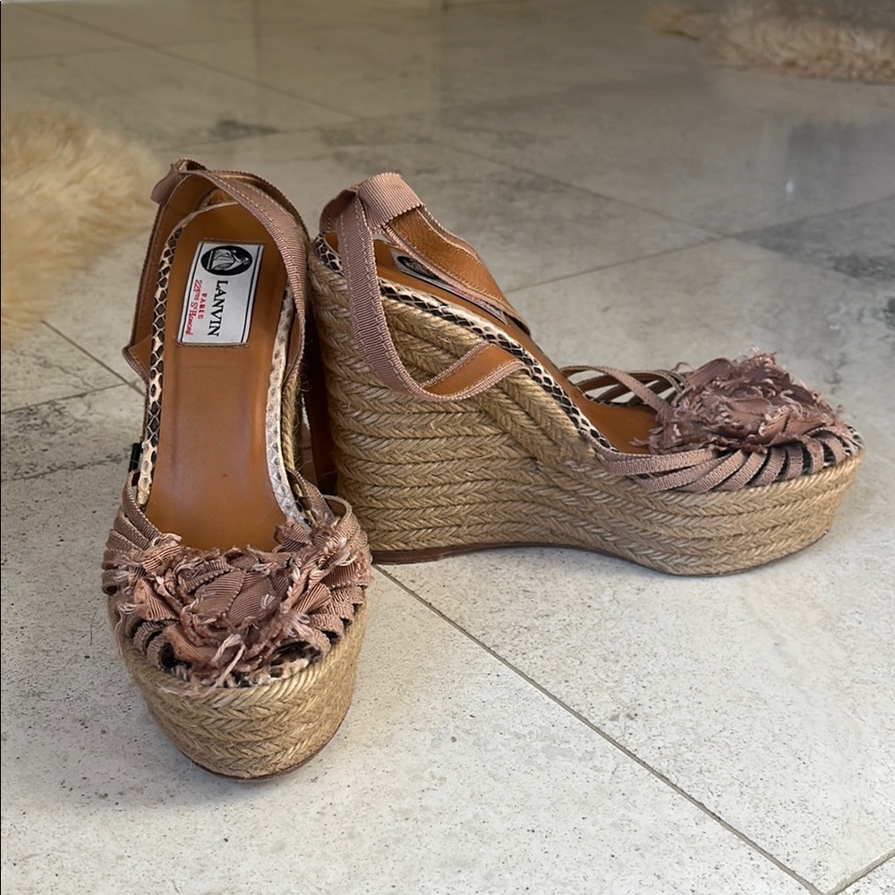 Stunning Lanvin Tan Wedge Espadrilles - Sz 38